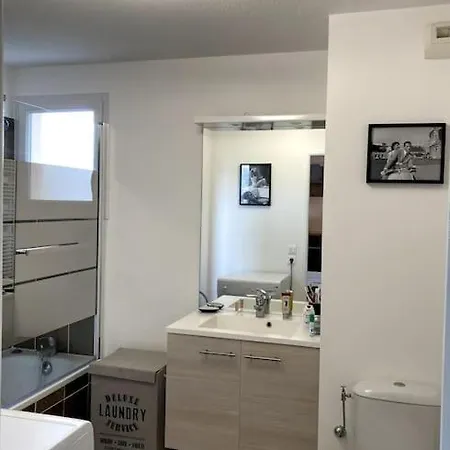 Апартаменты Frejus, T2 Piscine Фрежюс